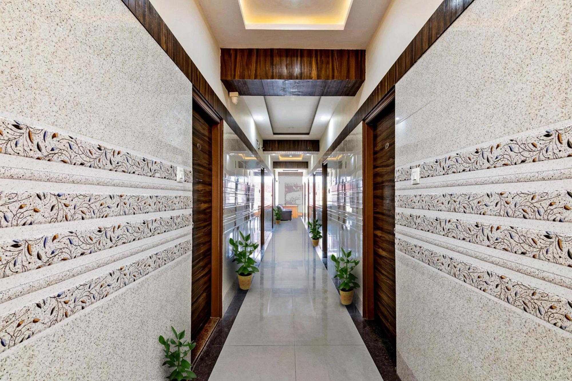 Super Hotel O Atithi Residency Attibele Екстер'єр фото